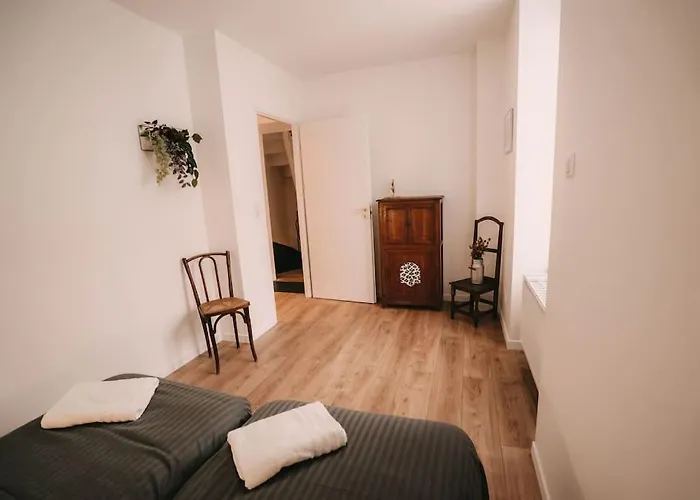 Maison Privee, 2 Ch. 6 Pers. 5 Min Gare, Parking