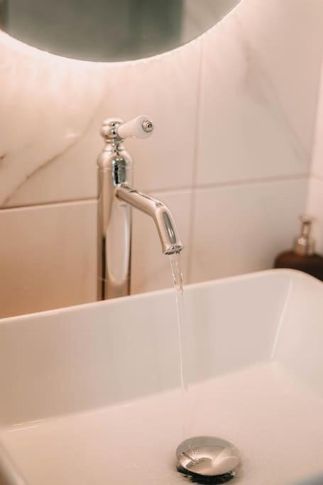Maison Privee, 2 Ch. 6 Pers. 5 Min Gare, Parking Apartamento Besanzón