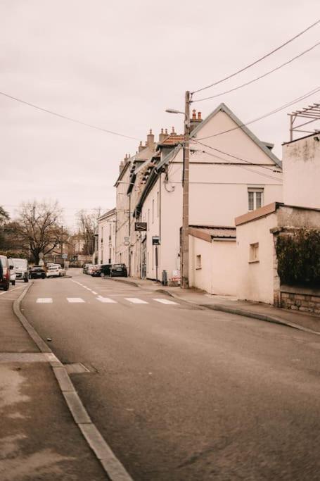 Apartment Maison Privee, 2 Ch. 6 Pers. 5 Min Gare, Parking