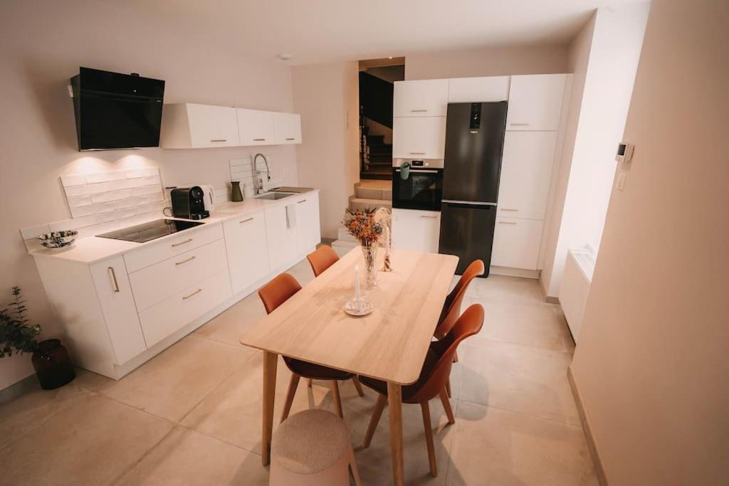 Maison Privee, 2 Ch. 6 Pers. 5 Min Gare, Parking Apartment Besancon