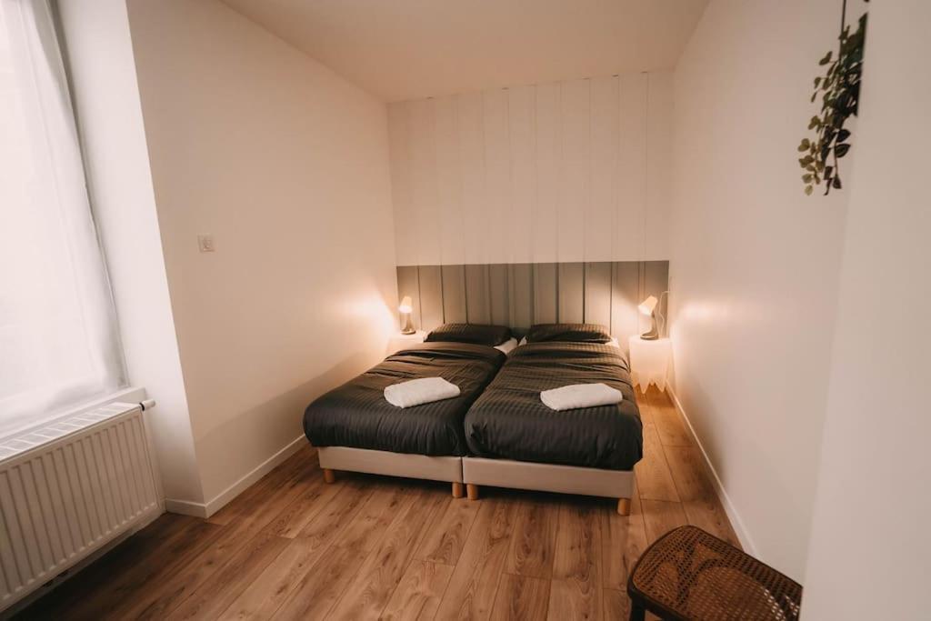 Maison Privee, 2 Ch. 6 Pers. 5 Min Gare, Parking Apartment